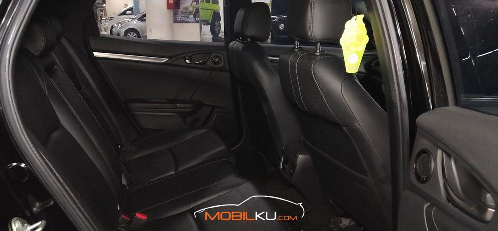 Mobil Honda Civic Sedan 2018