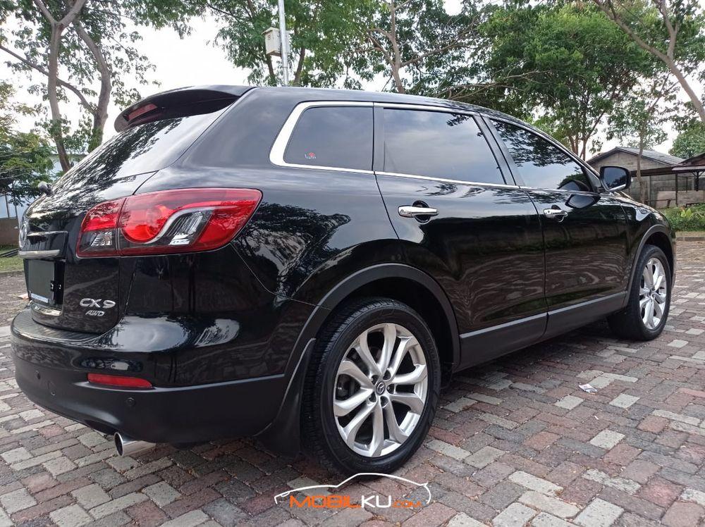 Mobil Mazda CX-9 2013