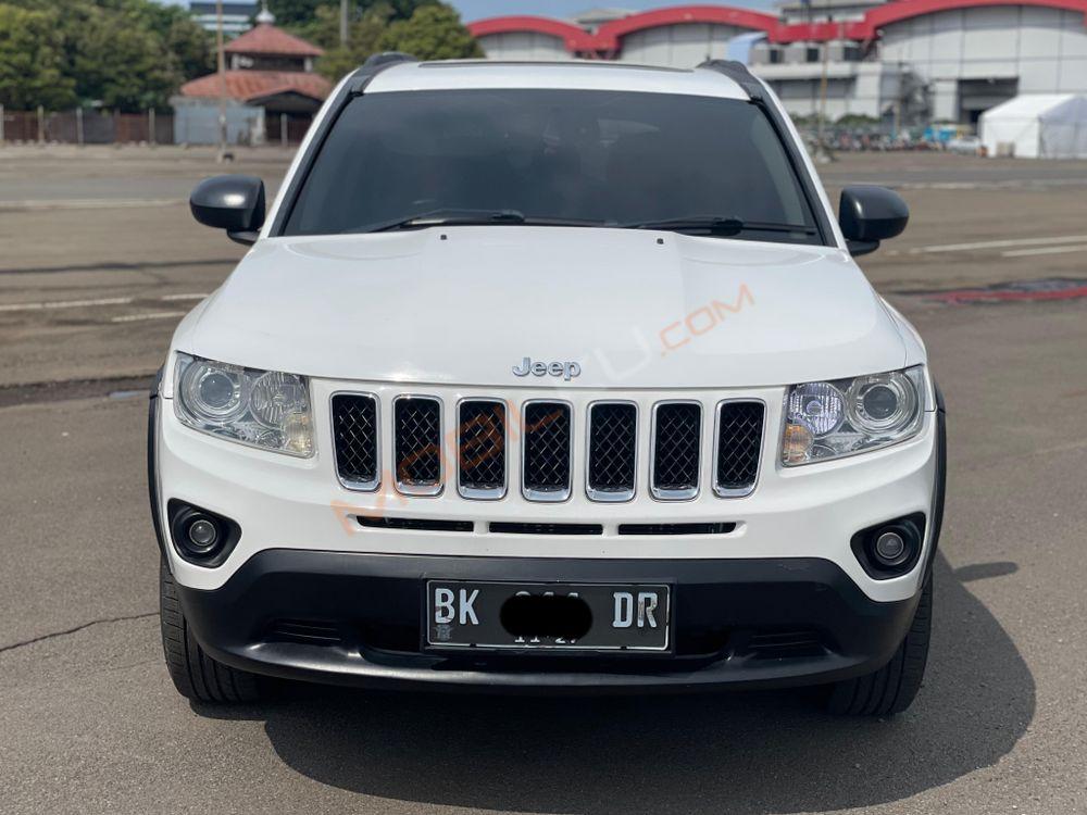 Mobil Jeep Compass 2013