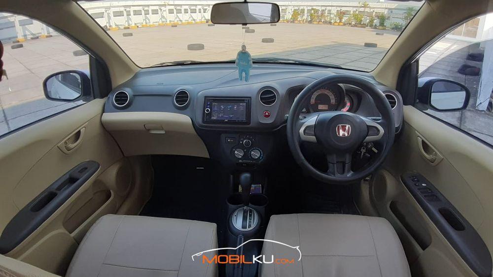 Mobil Honda Brio 2013