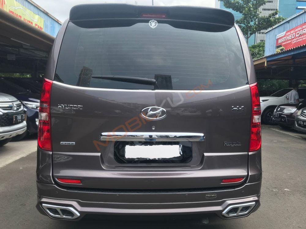Mobil Hyundai H-1 2018