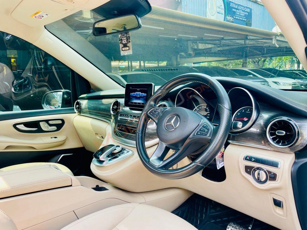 Mobil Mercedes-Benz V-Class 2019
