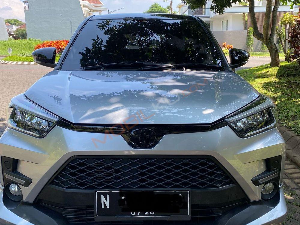 Mobil Toyota Raize 2021