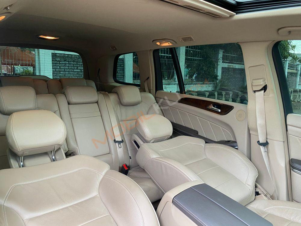 Mobil Mercedes-Benz GL 2013
