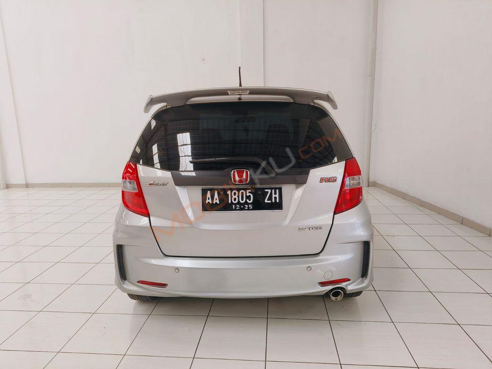 Mobil Honda Jazz 2012