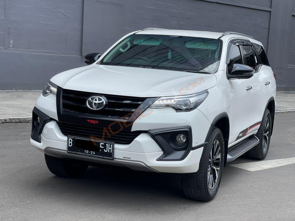 Mobil Toyota Fortuner 2019