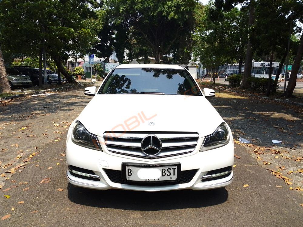 Mobil Mercedes-Benz C-Class 2014