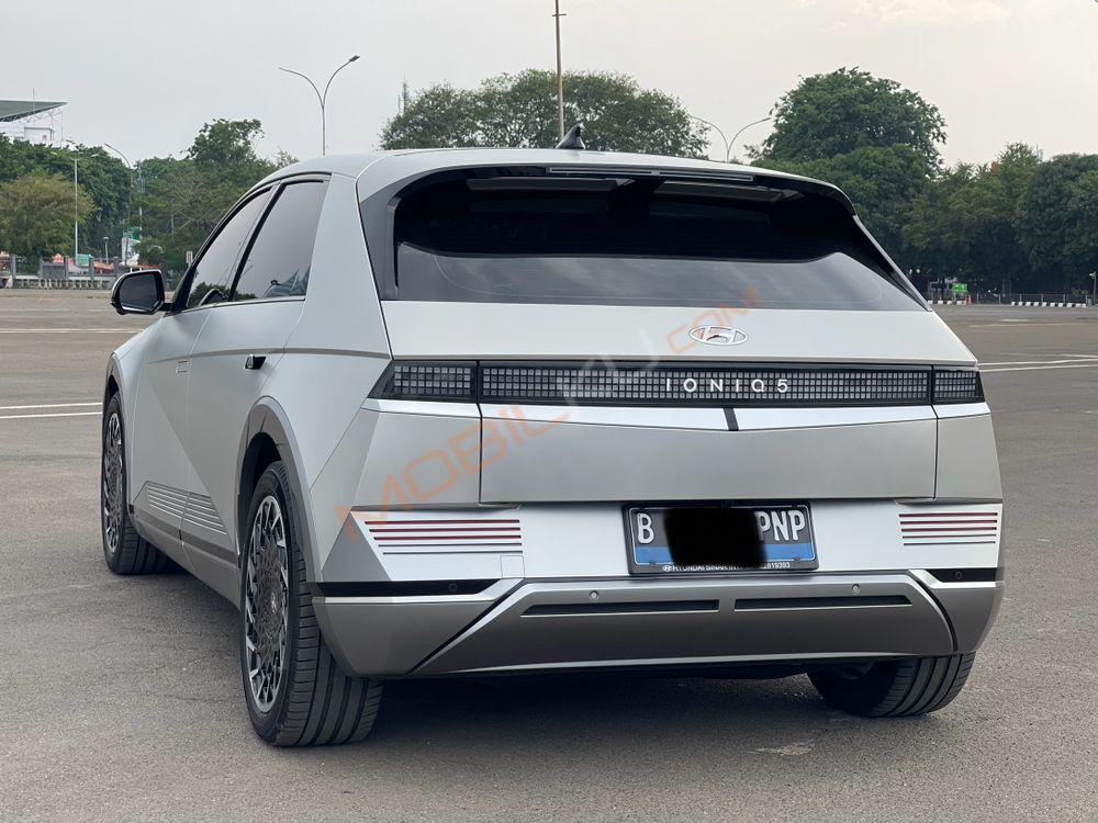 Mobil Hyundai Ioniq 5 2023