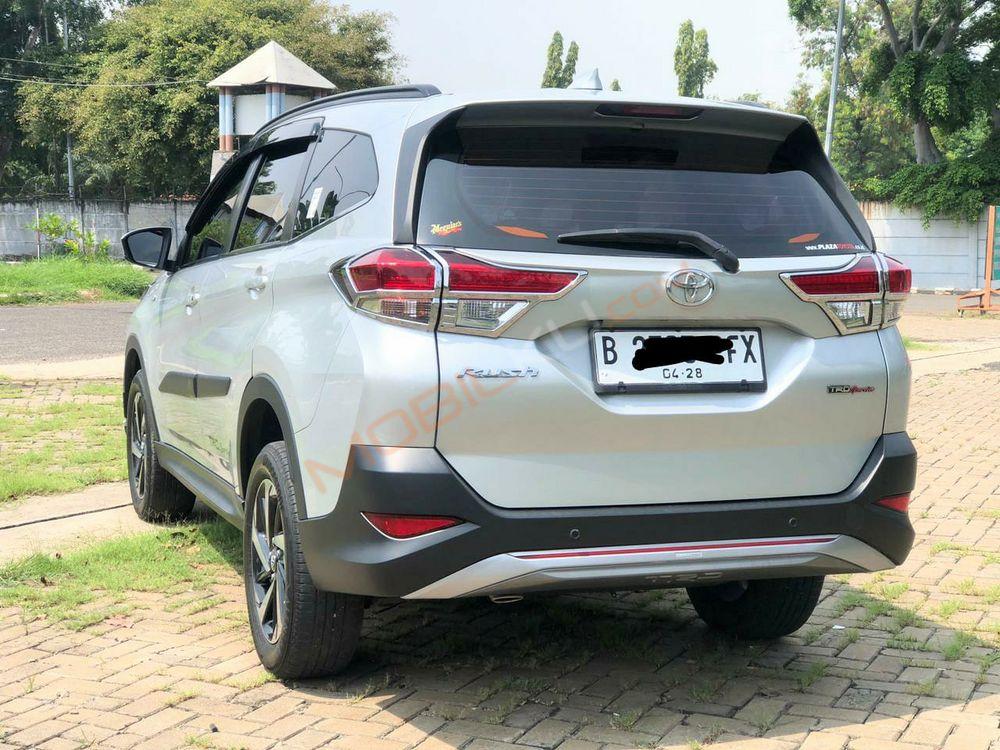 Mobil Toyota Rush 2019