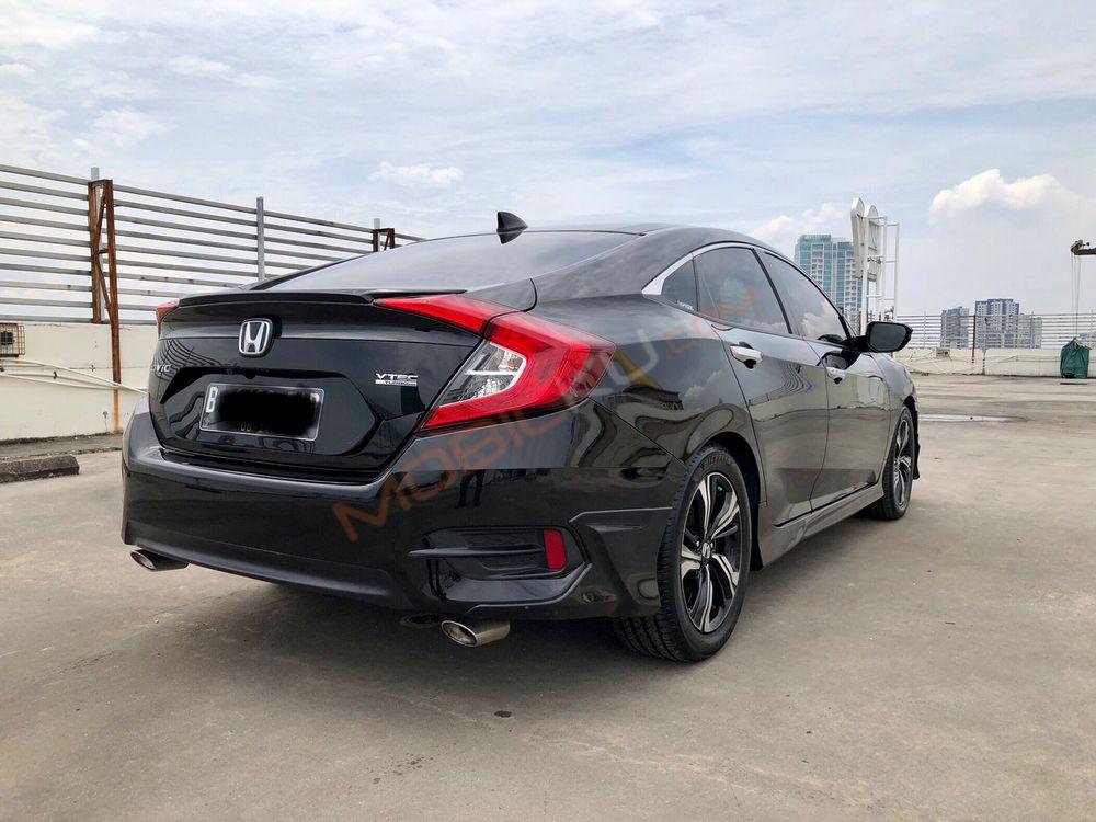 Mobil Honda Civic Sedan 2018