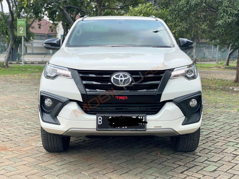 Mobil Toyota Fortuner 2019