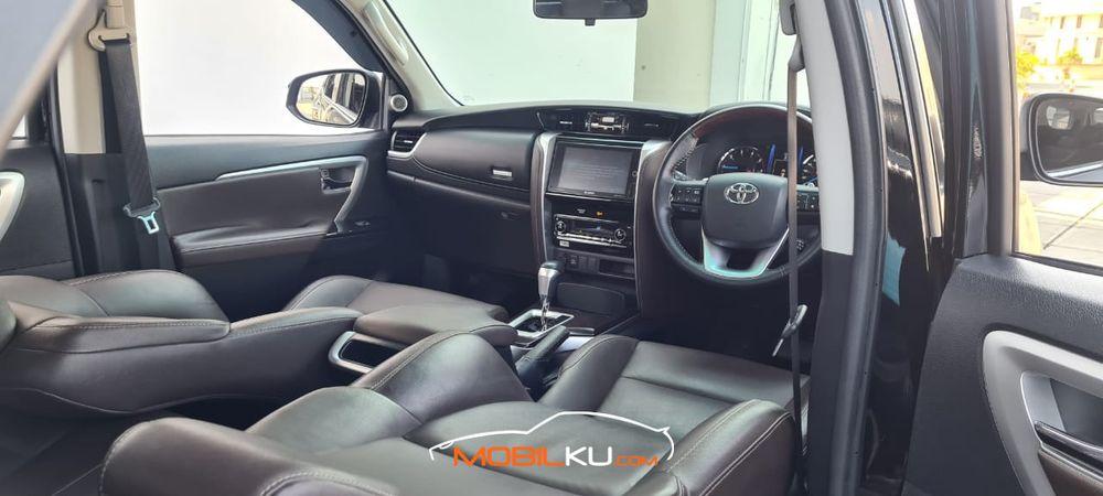 Mobil Toyota Fortuner 2018