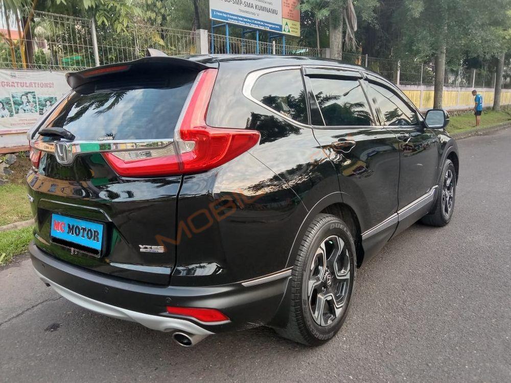 Mobil Honda CR-V 2017