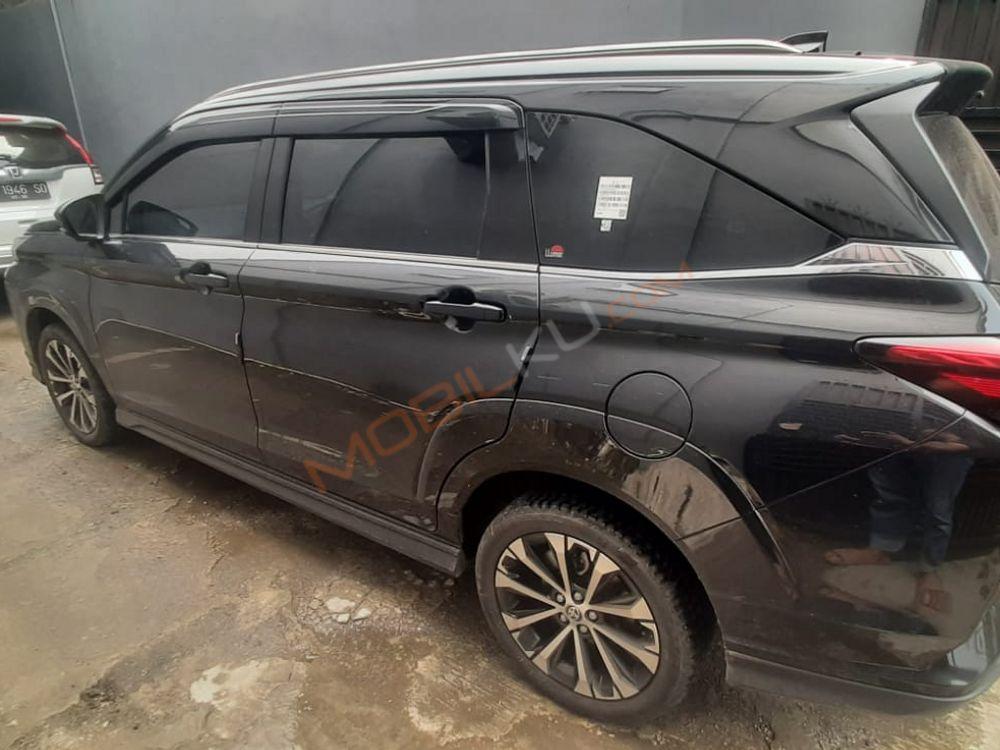 Mobil Toyota bZ4X 2023