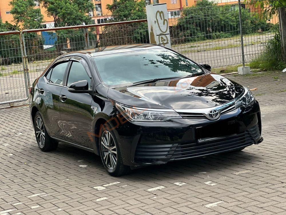 Mobil Toyota Corolla 2018