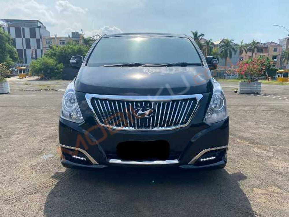 Mobil Hyundai H-1 2017