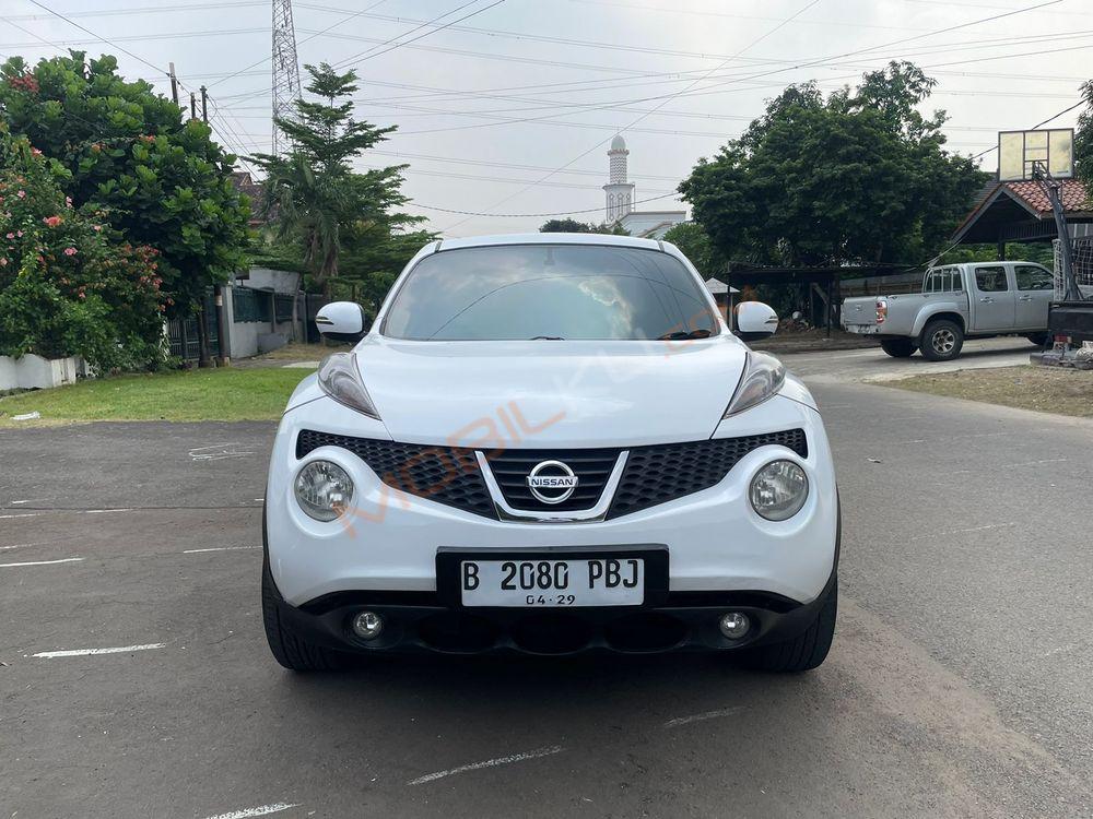 Mobil Nissan Juke 2013