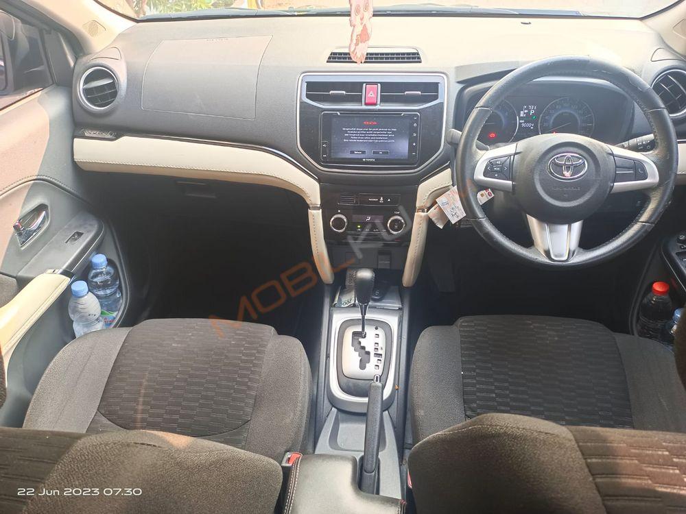 Mobil Toyota Rush 2018