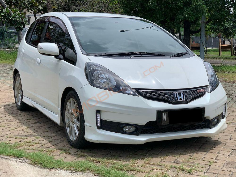 Mobil Honda Jazz 2014
