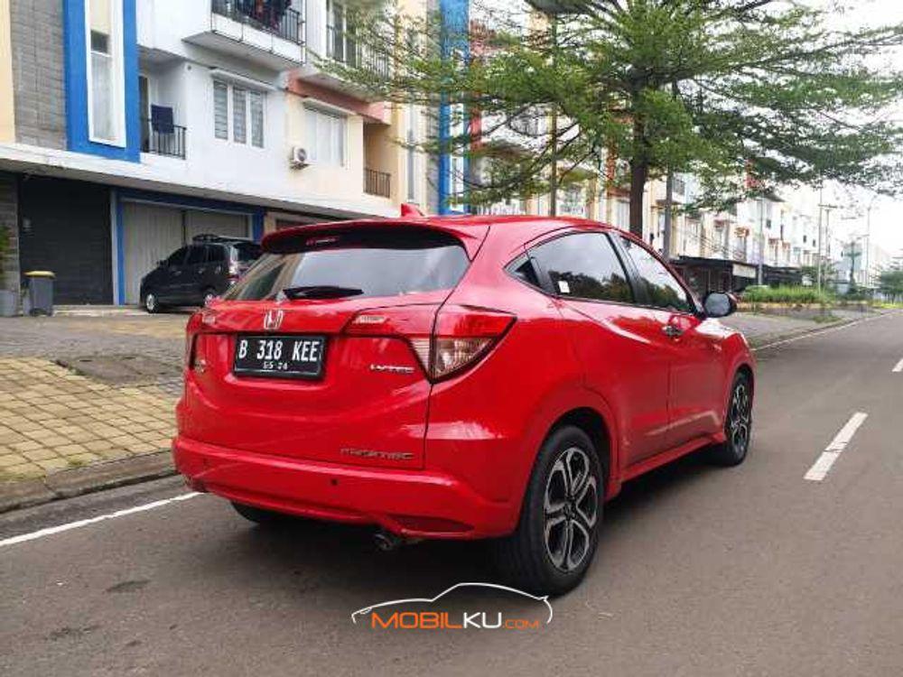 Mobil Honda HR-V 2016