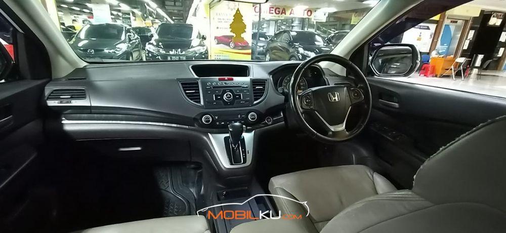 Mobil Honda CR-V 2012