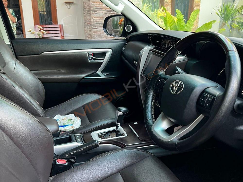 Mobil Toyota Fortuner 2016