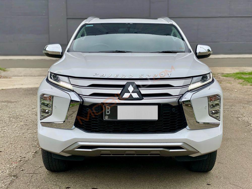 Mobil Mitsubishi Pajero Sport 2022