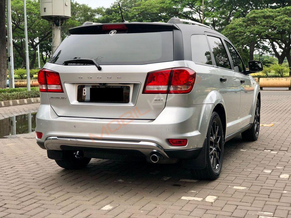 Mobil Dodge Journey 2014
