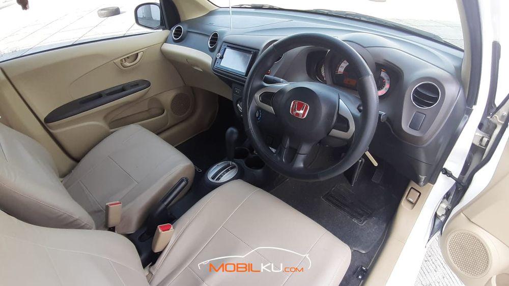 Mobil Honda Brio 2013