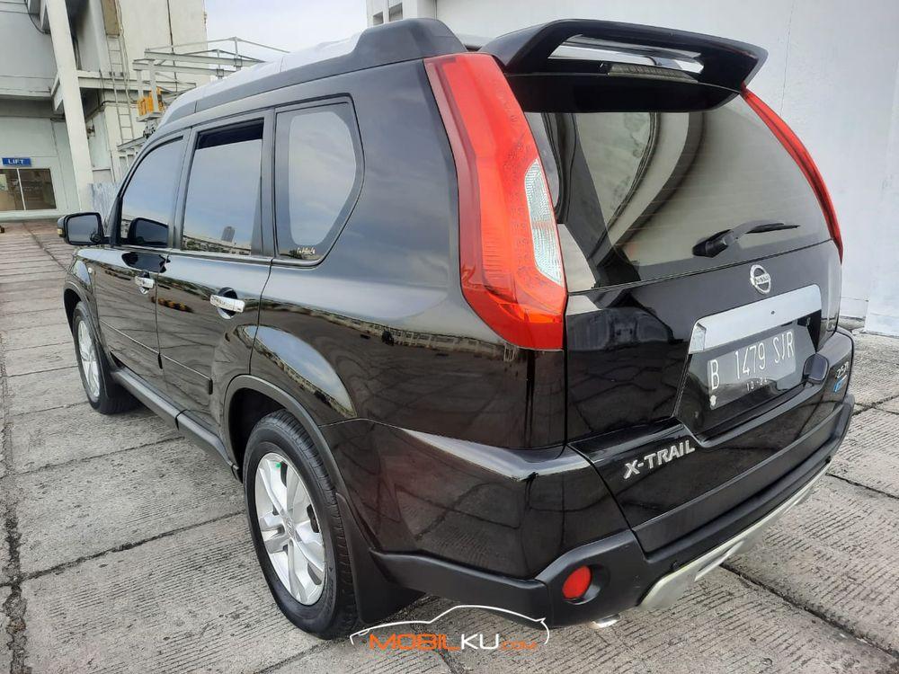 Mobil Nissan X-Trail 2014
