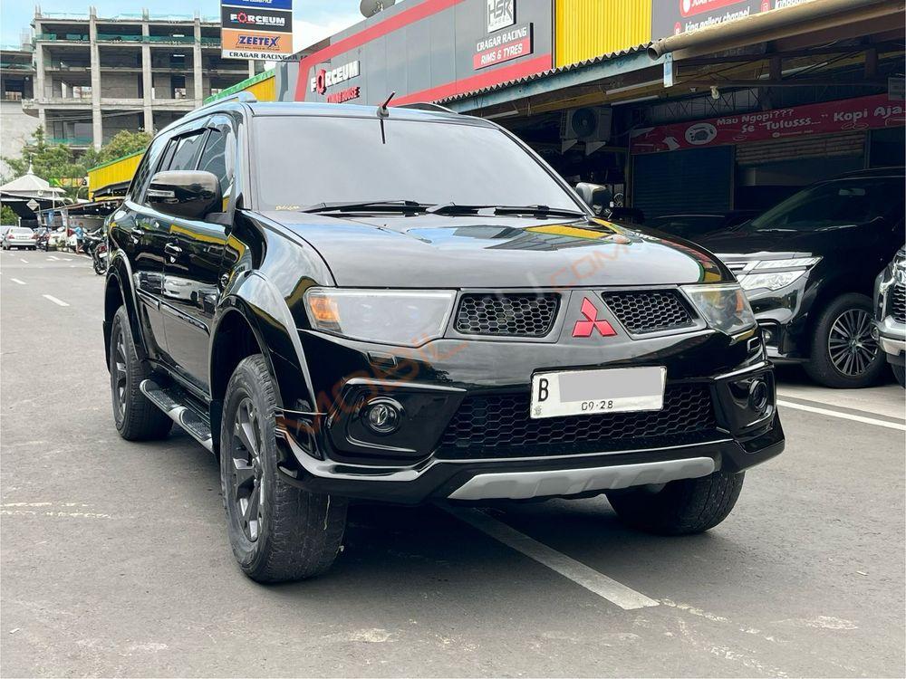 Mobil Mitsubishi Pajero Sport 2013