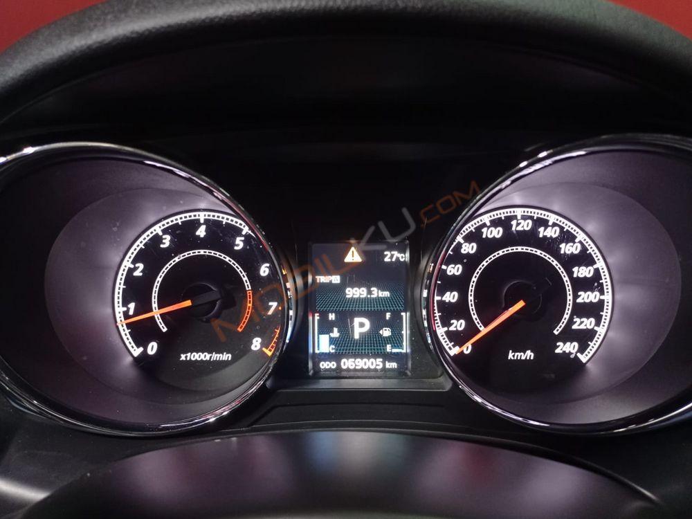 Mobil Mitsubishi Outlander Sport 2018