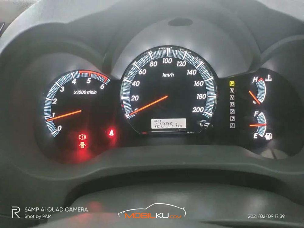 Mobil Toyota Fortuner 2012