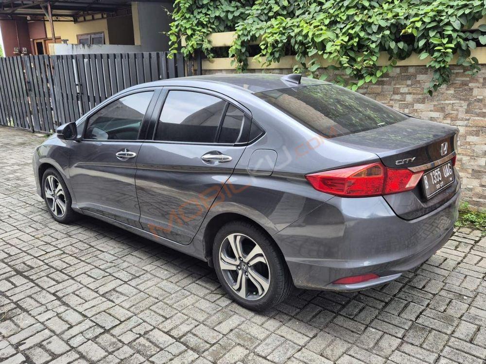Mobil Honda City Sedan 2016