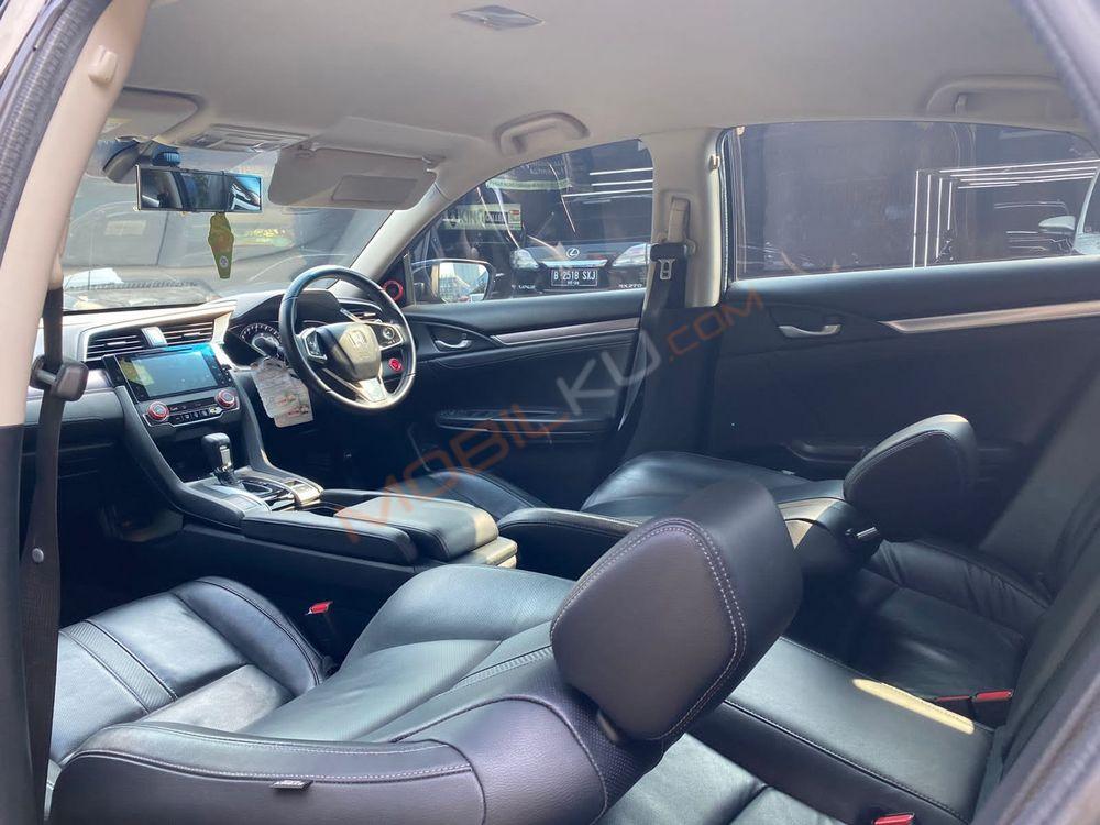 Mobil Honda Civic Hatchback 2018