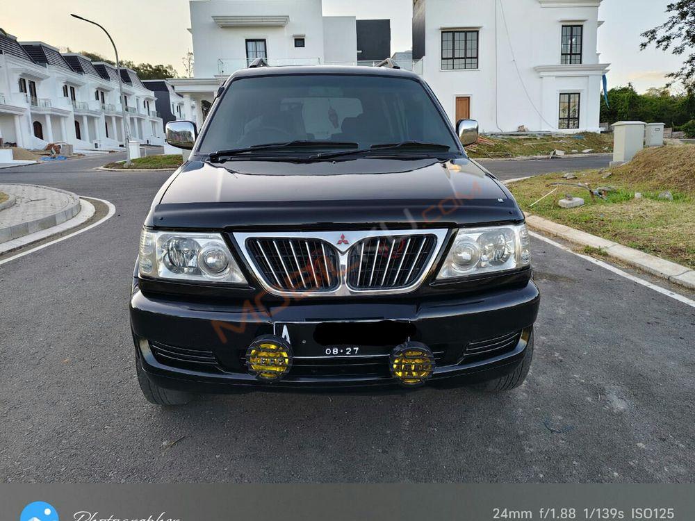 Mobil Mitsubishi Kuda 2003