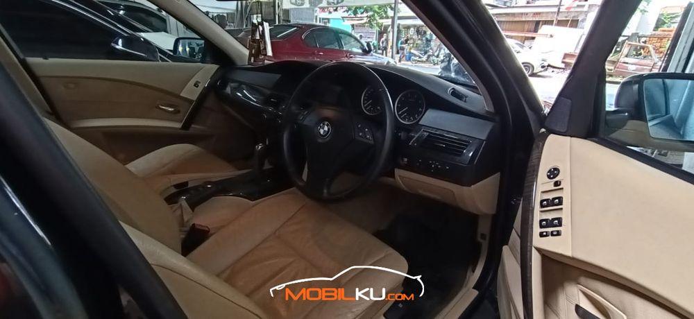 Mobil BMW 5 Series 2007
