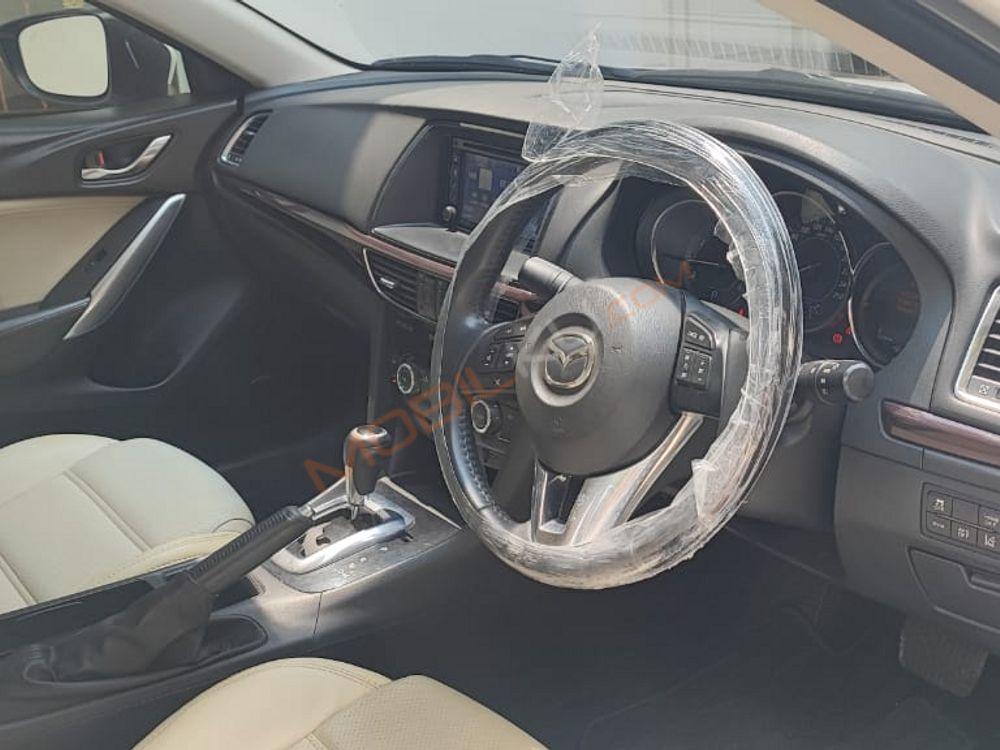 Mobil Mazda 6 2014