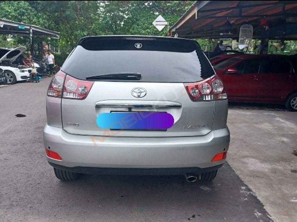 Mobil Toyota Harrier 2008