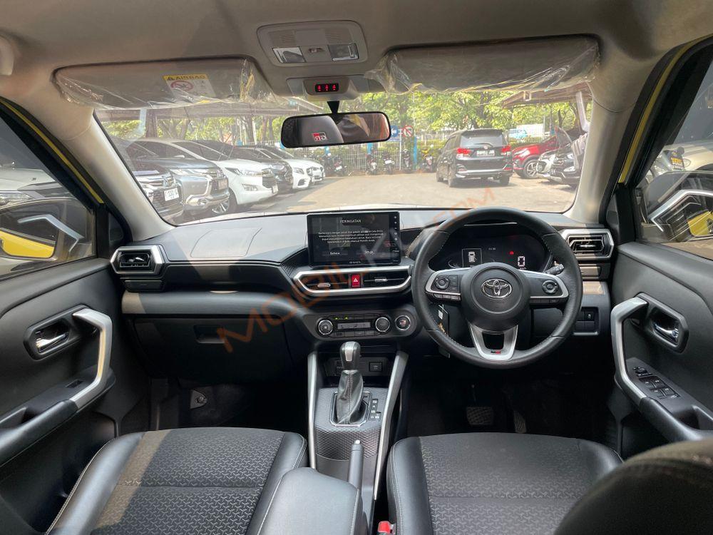 Mobil Toyota Raize 2022