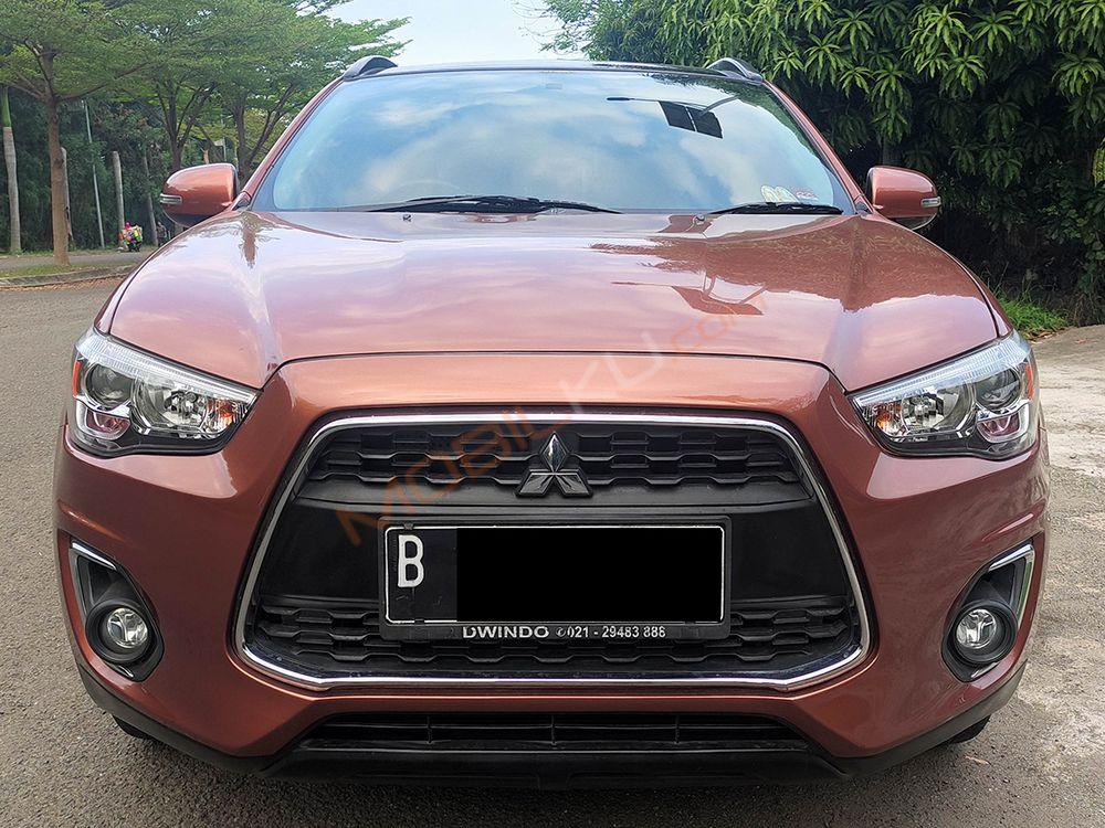 Mobil Mitsubishi Outlander Sport 2016