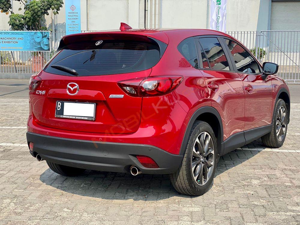 Mobil Mazda CX-5 2015