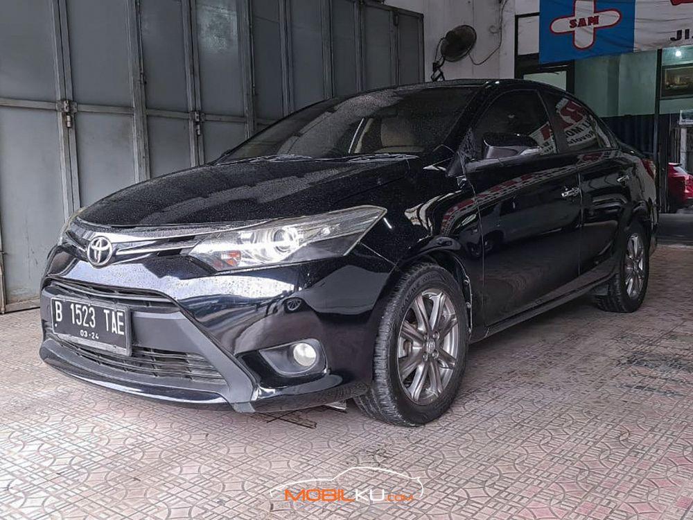 Mobil Toyota Vios 2014