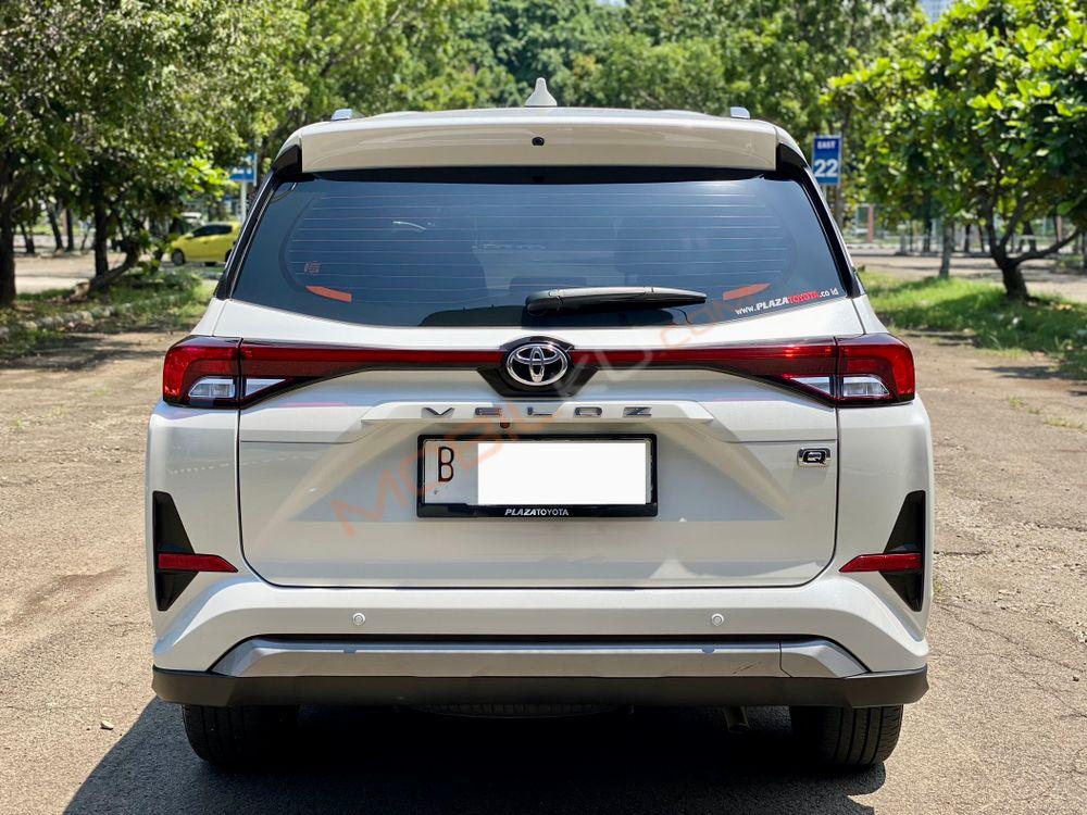 Mobil Toyota Veloz 2022