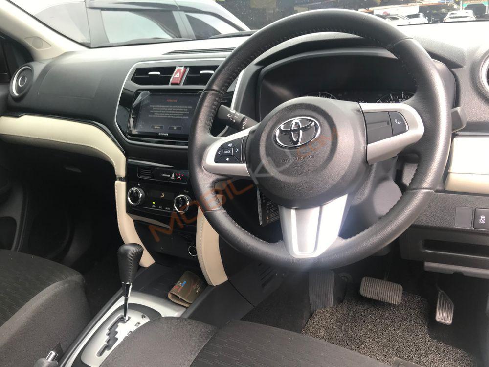 Mobil Toyota Rush 2019