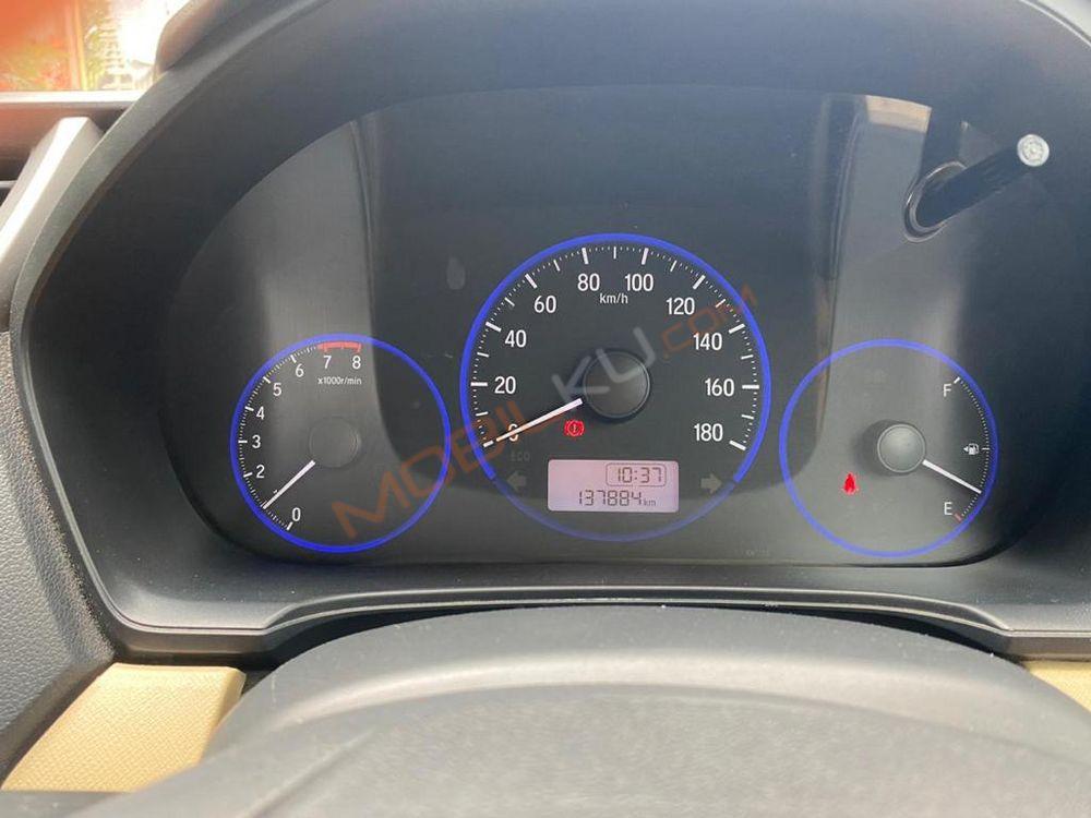 Mobil Honda Mobilio 2016