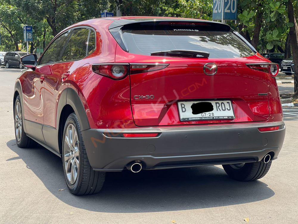 Mobil Mazda CX-30 2023