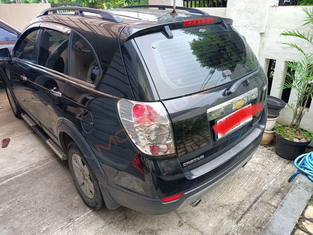 Mobil Chevrolet Captiva 2011