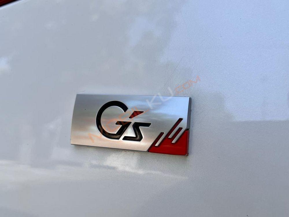 Mobil Toyota Alphard 2013