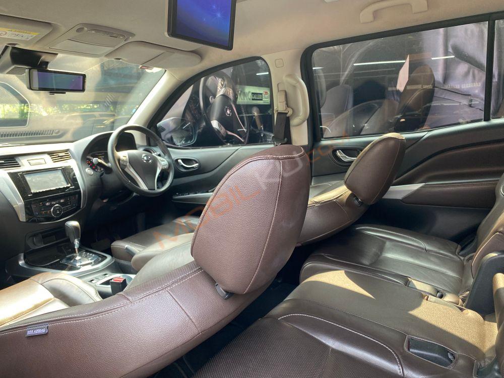 Mobil Nissan Terra 2018